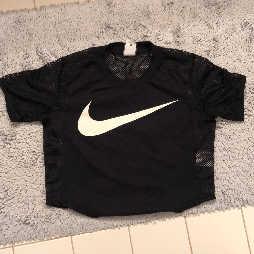 Nike Mesh Tee